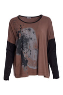Contrast Sleeve Placement Print Top - Cocoa/black