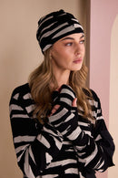 Print Beanie Hat And Glove Set - Black/sand
