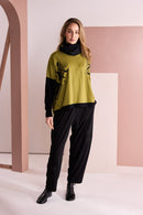 Front AngleSeam Placement Print Top - Avacado/black