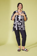 V NECK PRINT TOP/RING DETAIL - Black/grey