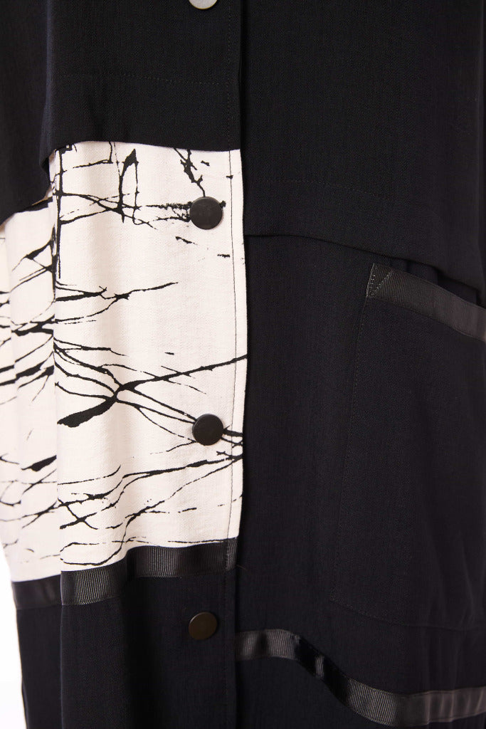 Contract Jacquard Section Coat - Black/white