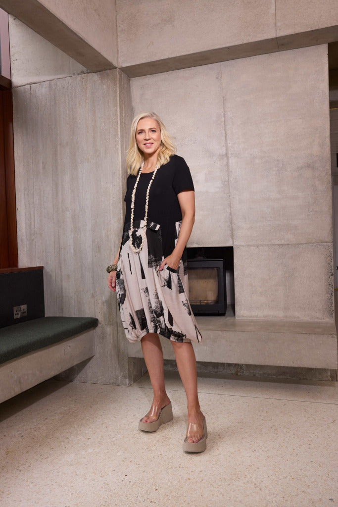 Blurred Block Dress - Black/stone