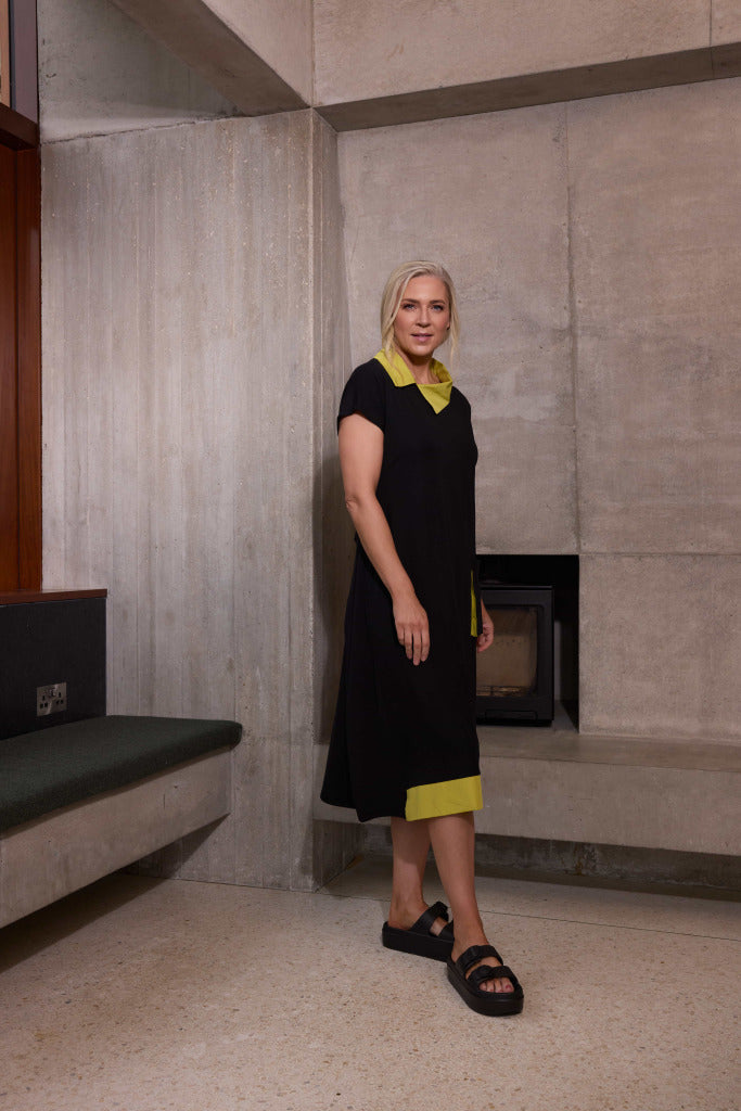 Contrast Collar Plus Hem Panel Dress - Black/lime