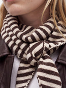 Komma Triangle Scarf - Hot Fudge/whitecap Gray