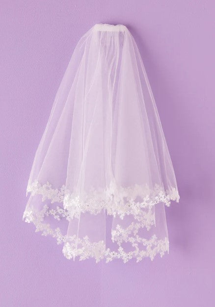 Valerie Veil - White