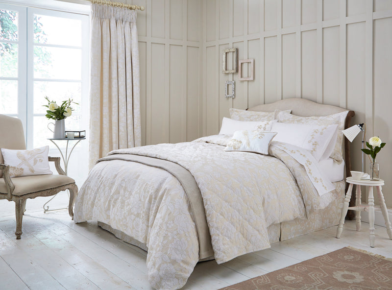 Pyramus Duvet Cover Set - Linen