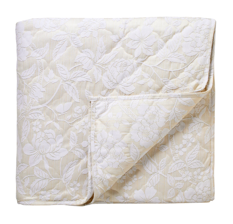 Pyramus Throw 265x240cm