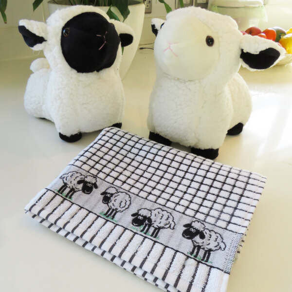 Poli-Dri Jacquard Sheep Tea Towel
