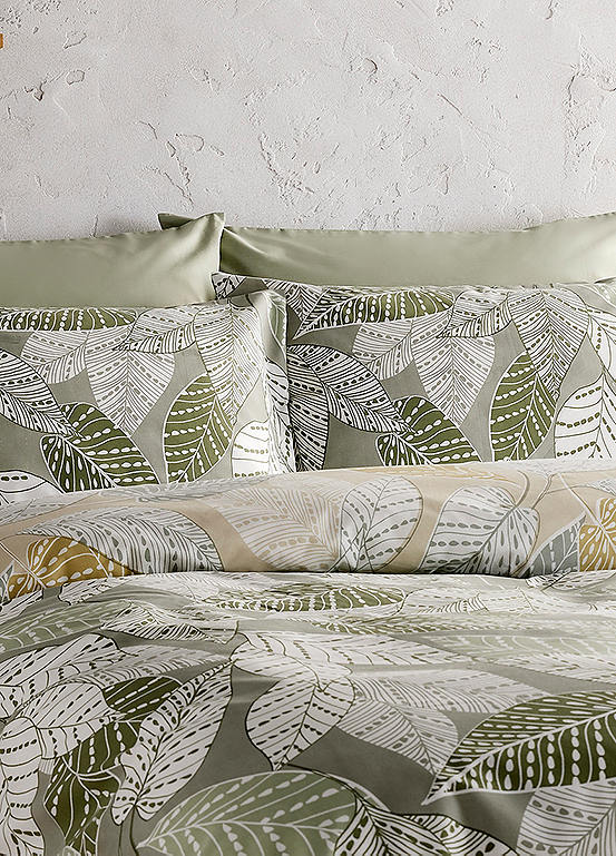 Essentials Green Leaves Duvet Cover Set