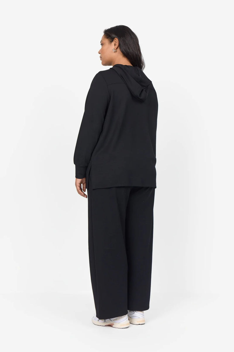 ZIPPED SWEATSHIRT WITH HOOD - Black