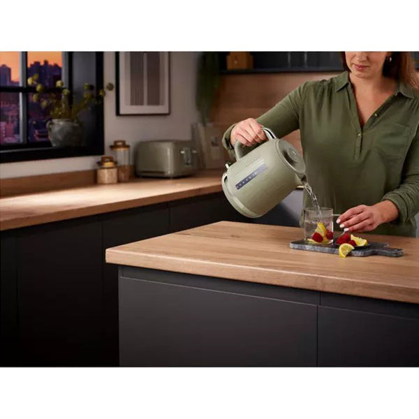 Dusk 1.7L Kettle Olive Green