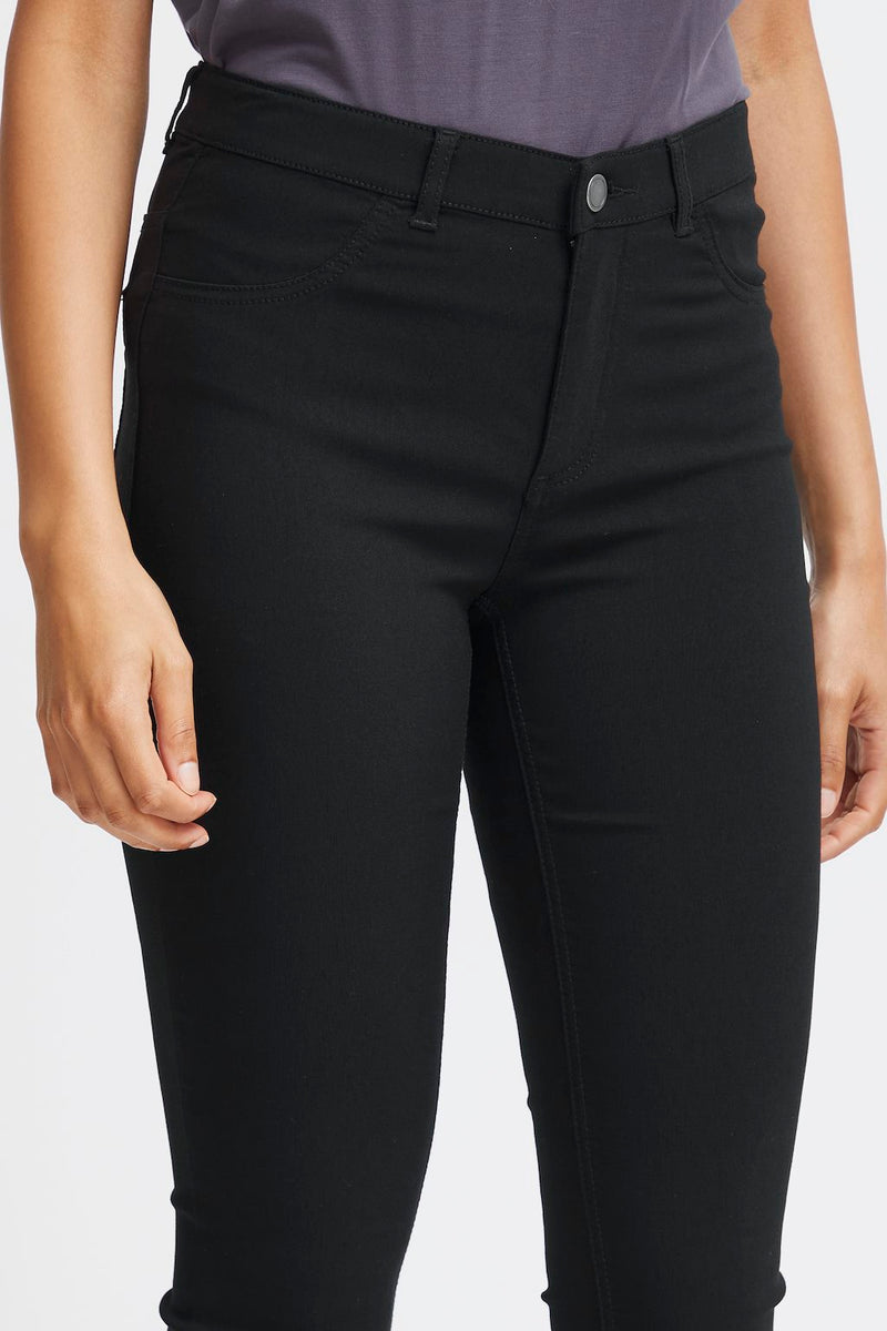 Elva 5 Pocket Slim Jean - Black