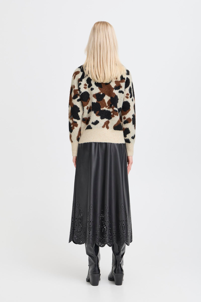 Omea Cow Jumper - Birch Cow Jacqaurd