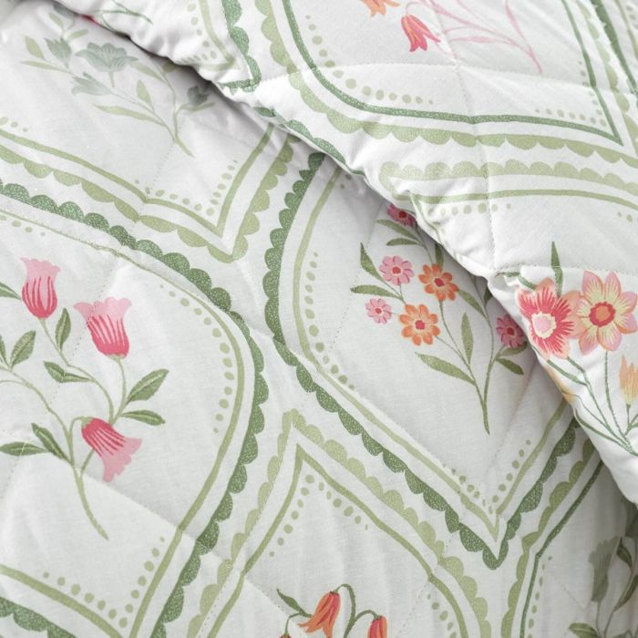 Cameo Floral Bedspread