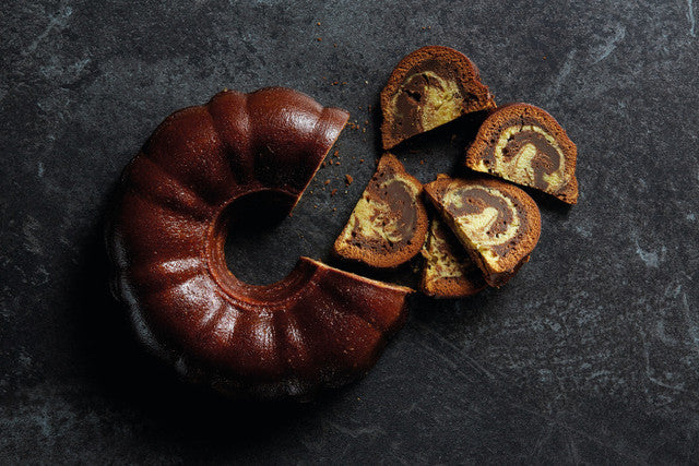 Non-Stick Fluted Ring Cake Pan, 27cm