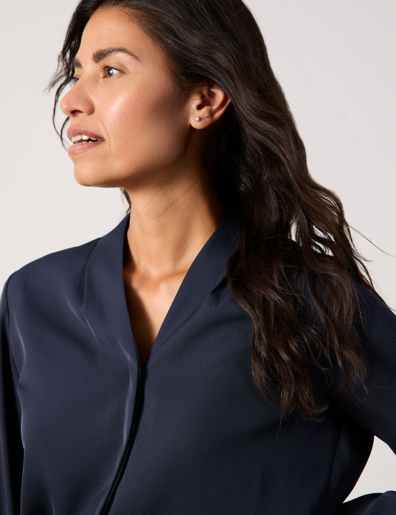 Animal Attenion Blouse - Navy