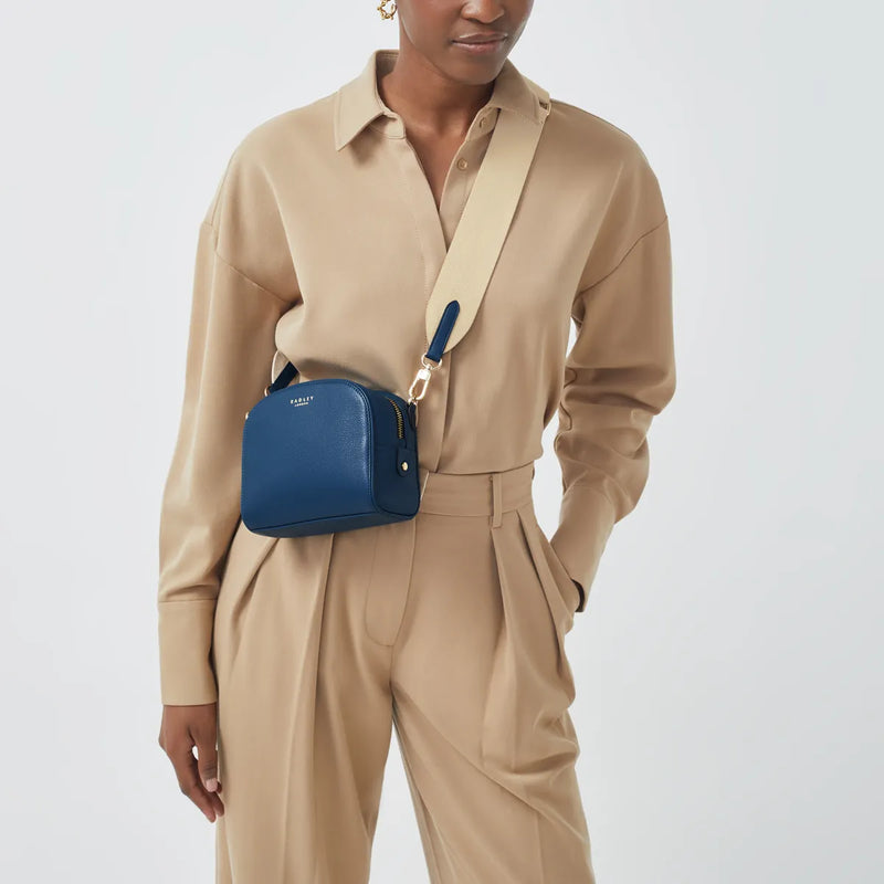 ArdenCrescent ZipAround Crossbody - Deepsea