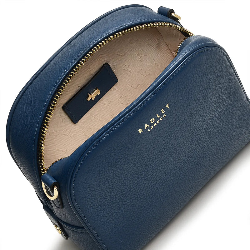 ArdenCrescent ZipAround Crossbody - Deepsea