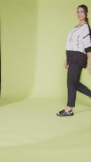 PRINT TOP CONTRAST HEMLINE - Black/off White