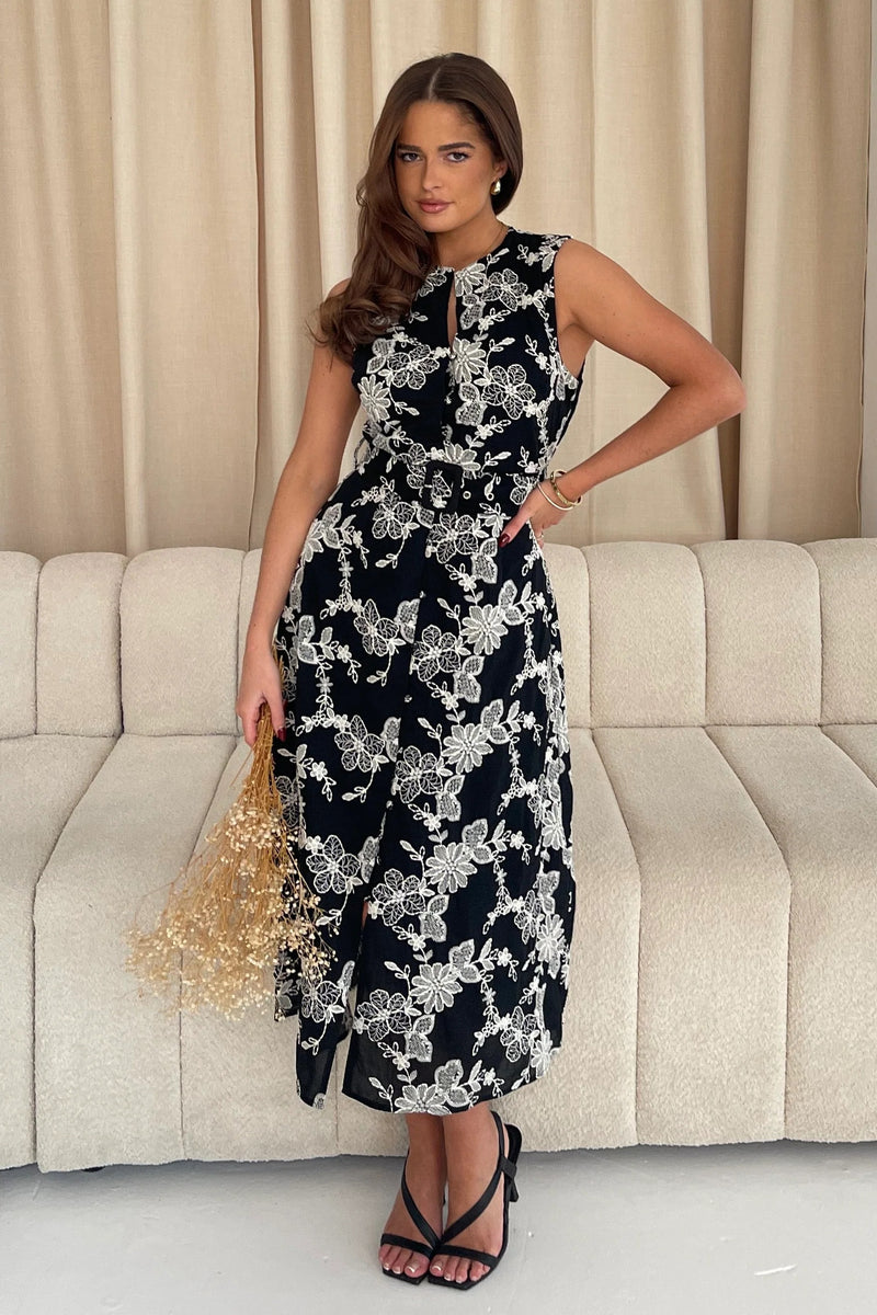 Cordelia Embroidery Dress - Black