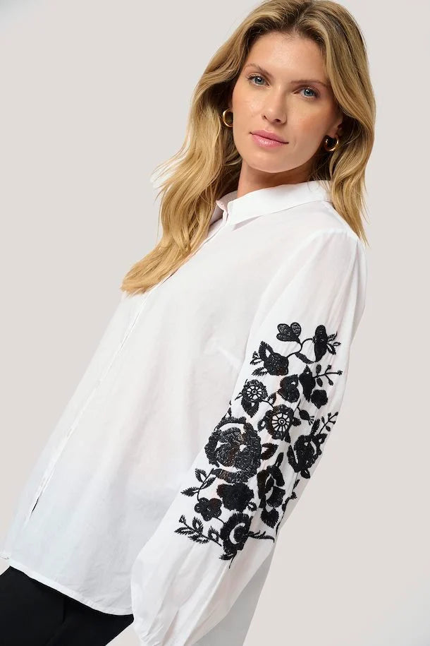 Daphne Shirt - Snow White