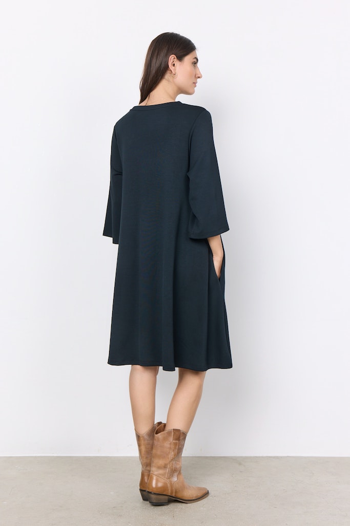 Banu 155 Dress - Black