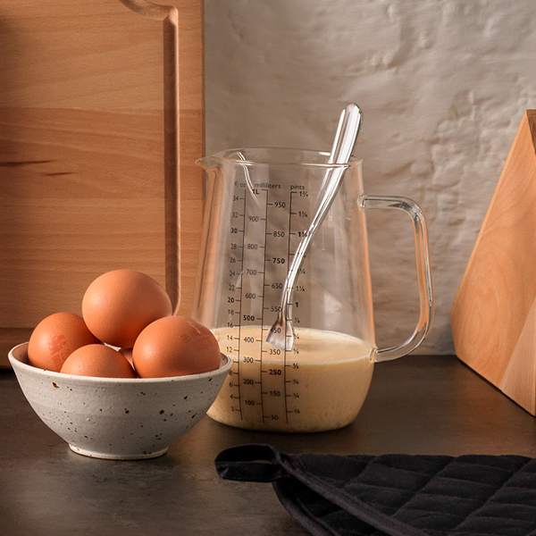 1 Litre Glass Measuring Jug