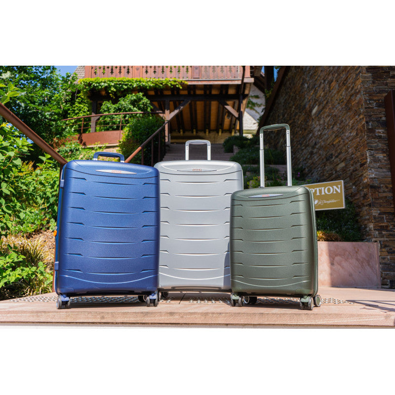 Furano 2 76cm Spinner Case - Navy