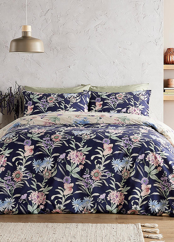 Essentials Sherry Floral Duvet Cover Set