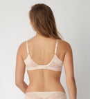Vivid Spotlight Bra - Cameo Beige