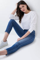 Secret Glamour Capri - Mid Wash