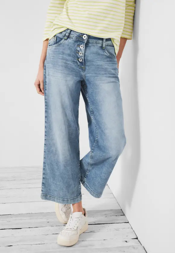 Crop Trouser - Light Blue Wash