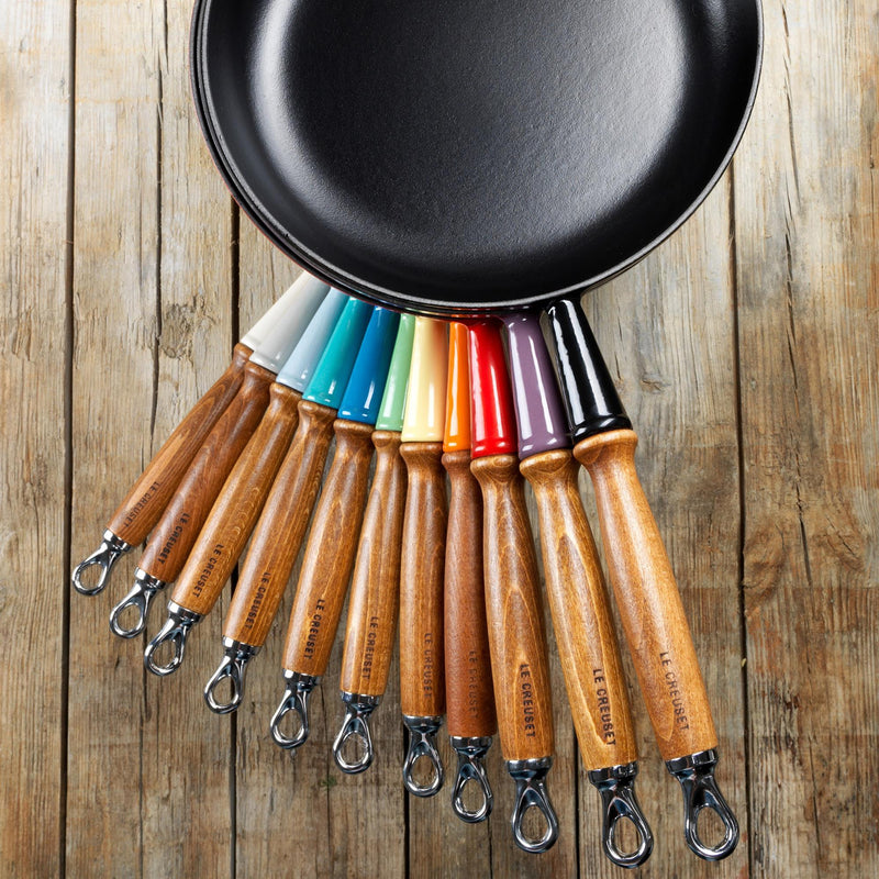 26cm Cast Iron Frying Pan With Wooden Handle - Satin Black