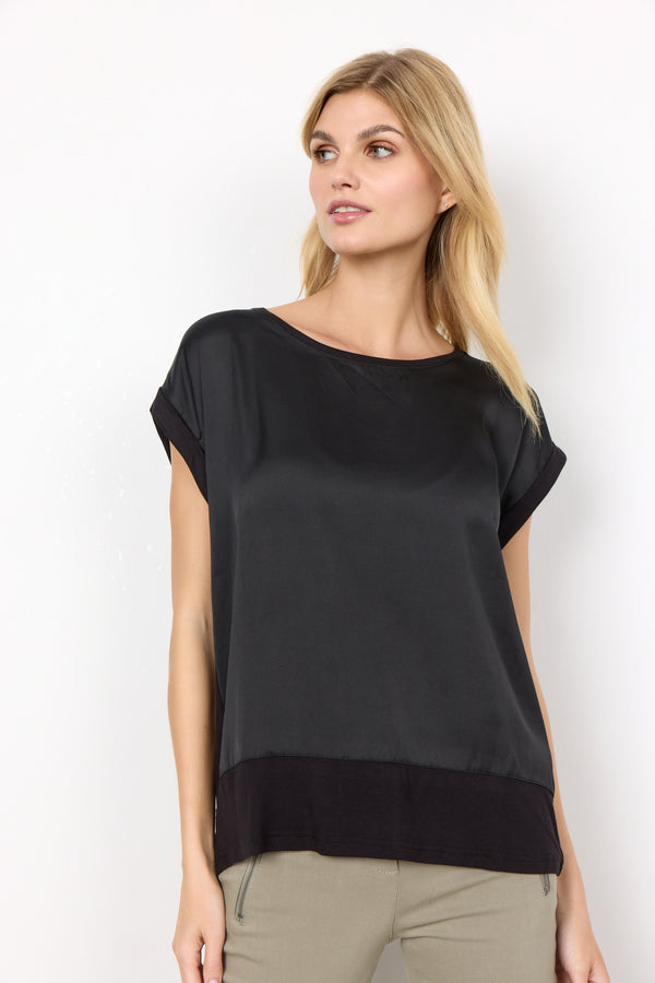 Thilde T-Shirt - Black