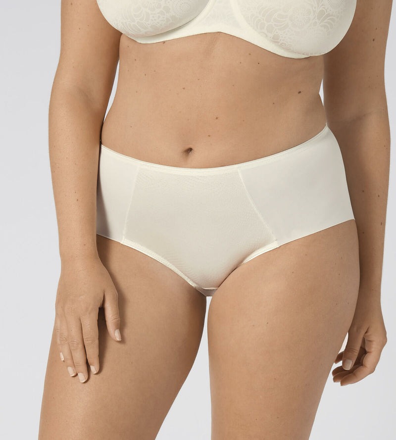 Essential Minimiser Hipster Brief - Vanilla