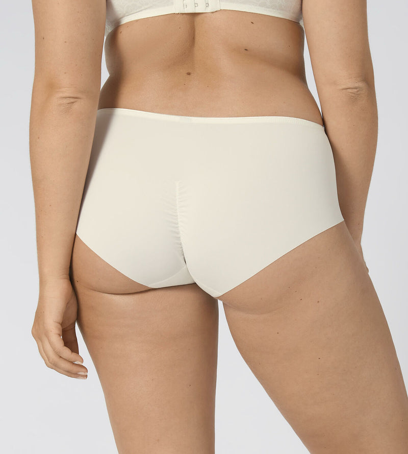 Essential Minimiser Hipster Brief - Vanilla