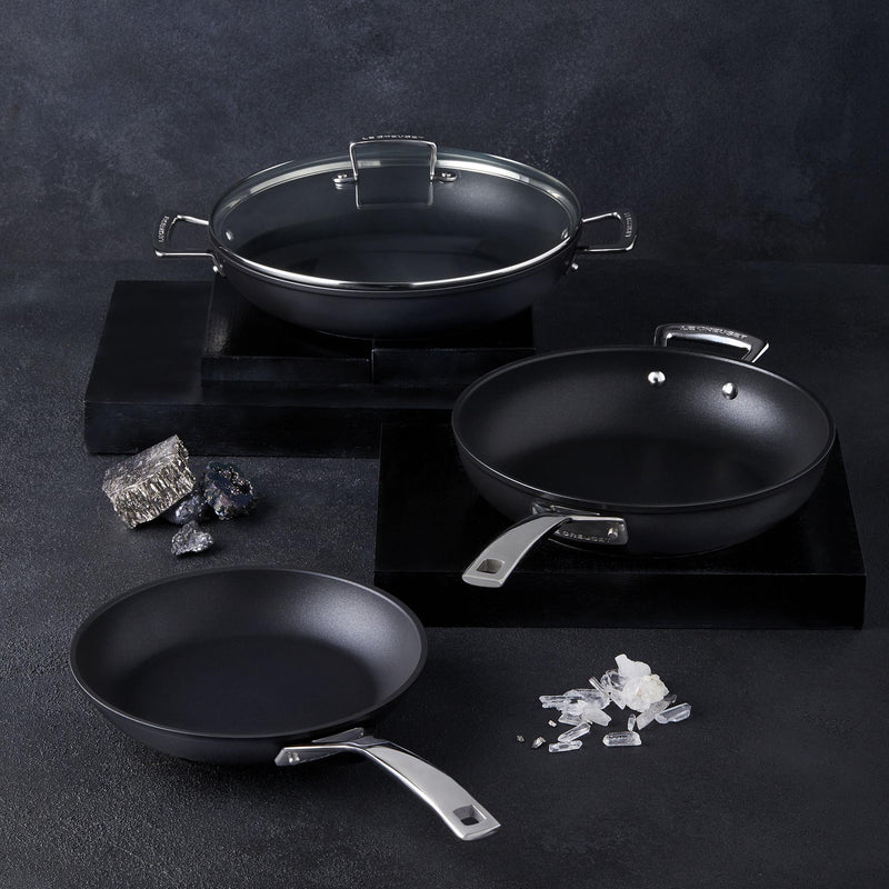 Toughened Non-Stick Shallow Casserole 24cm