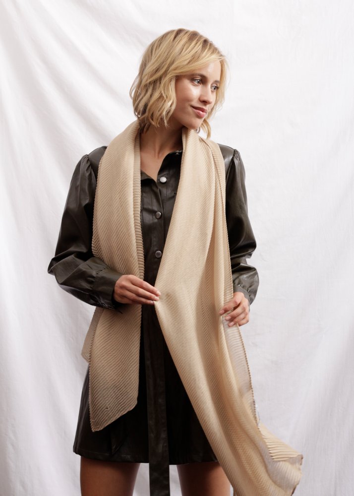 Solid Pleated Scarf - Beige