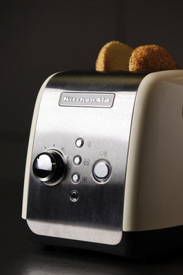 2-Slot Toaster - Almond Cream