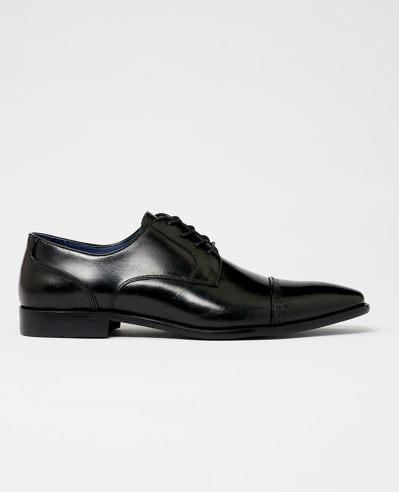 Bonuci Shoe - Black