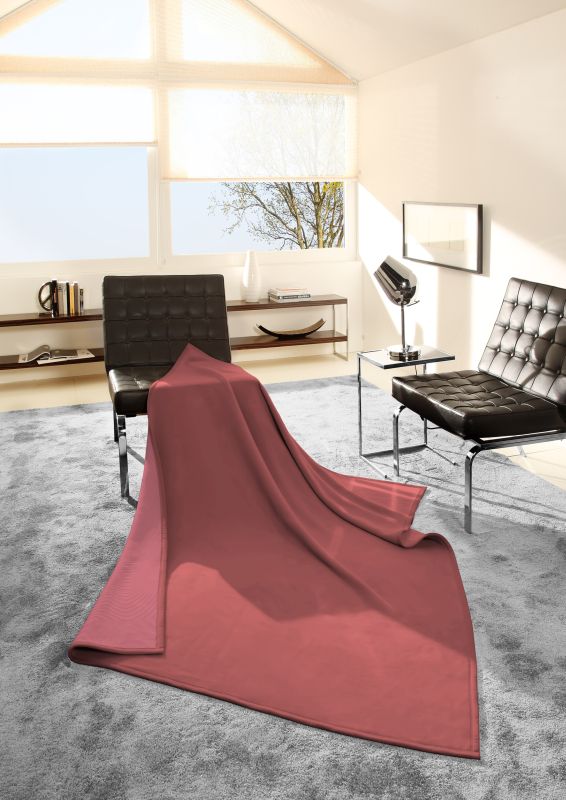 Soft Pile Stripe Udf Rosa Throw