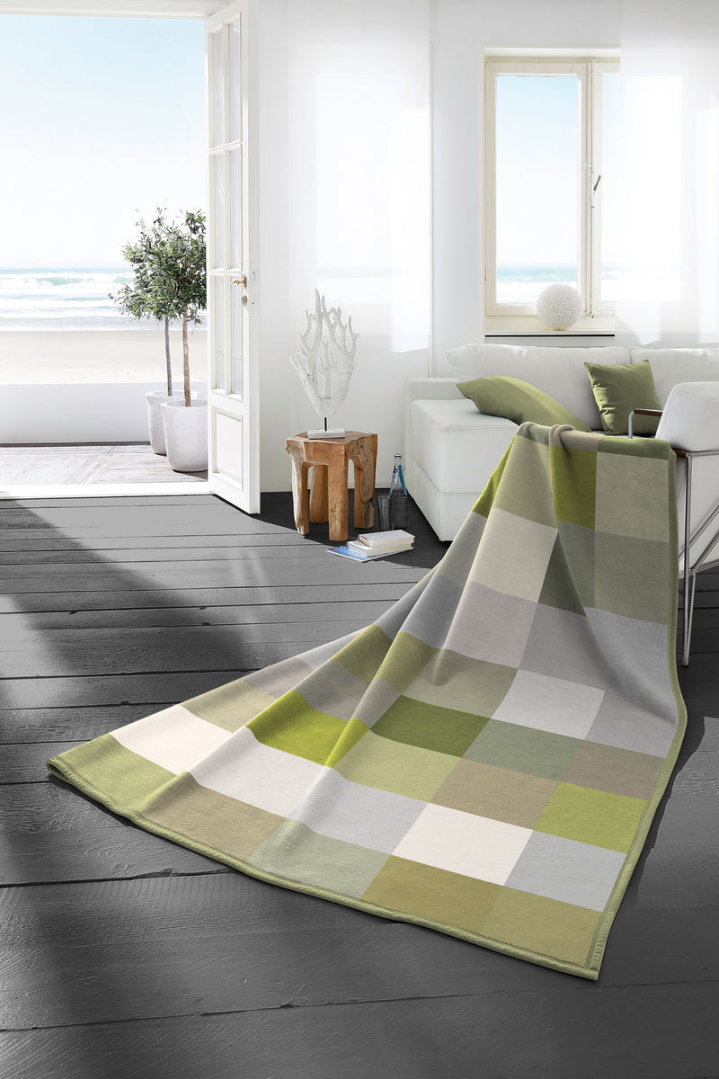 Cotton Rich Large Check Throw - 150x200cm
