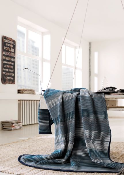 Cotton Rich Lines Blue Throw 150x200cm