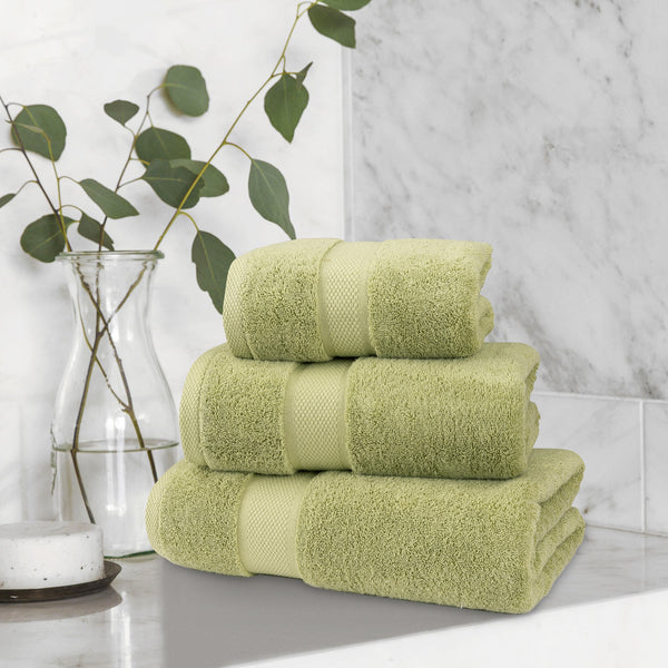 Relax Plain Dye 700 GSM Towel - Moss