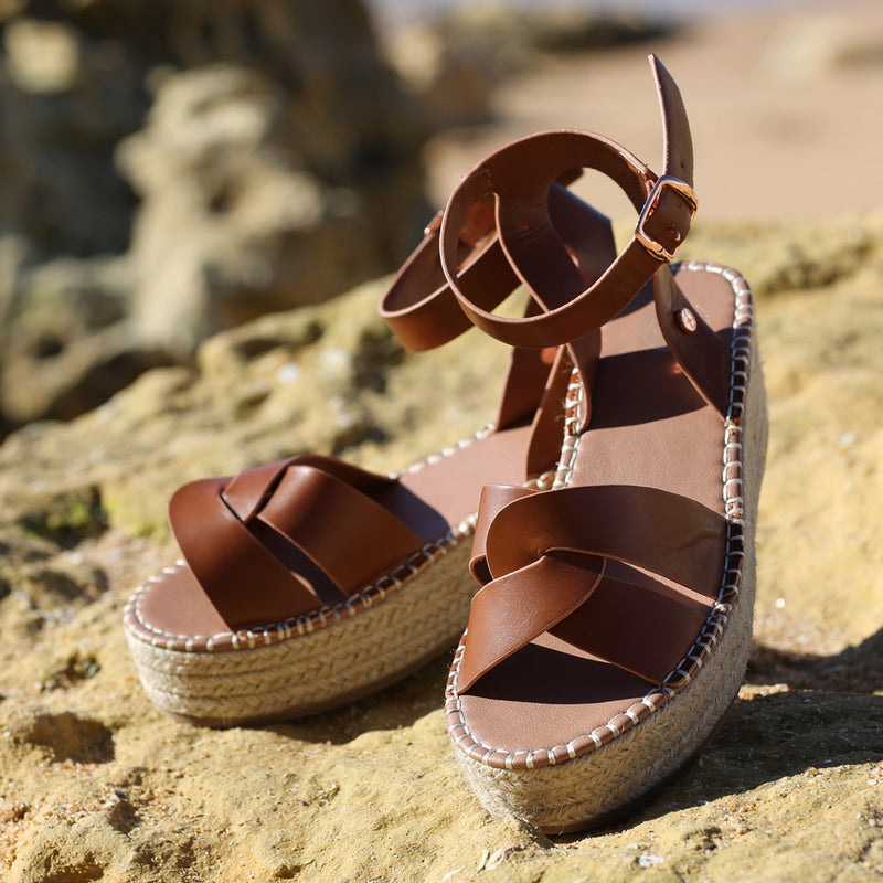 Anika Wedge - Tan
