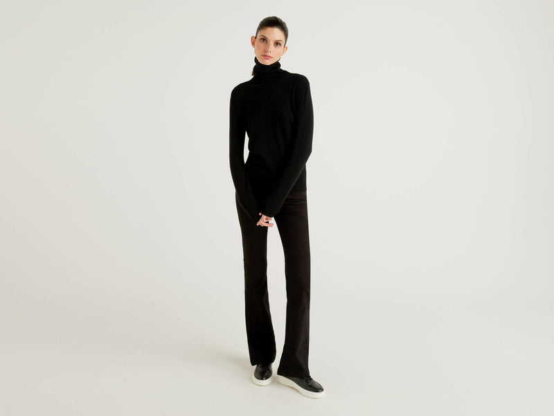 Basic Turtle Neck Jumper - Black