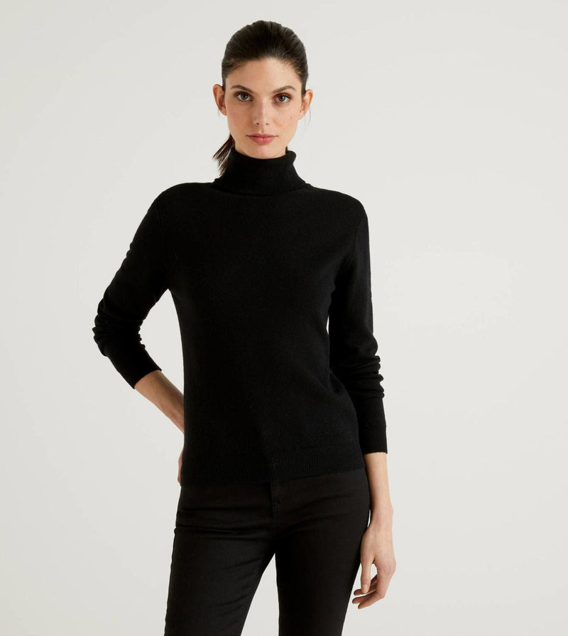Basic Turtle Neck Jumper - Black