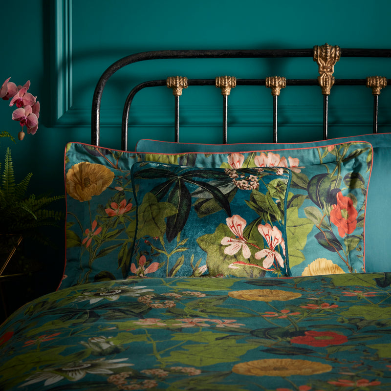 Passiflora Filled Cushion