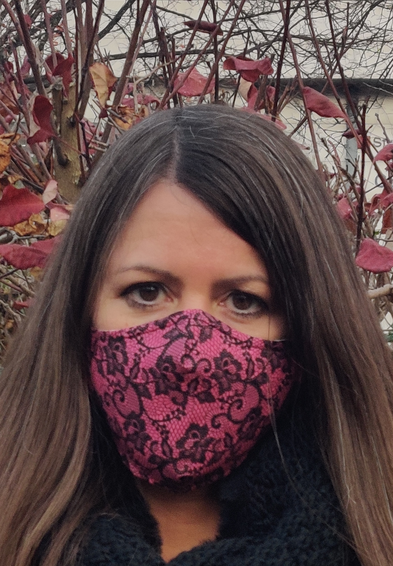 Face Mask Fuchsia Lace