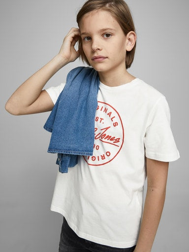 Big Chest Tee - Cloud Dancer